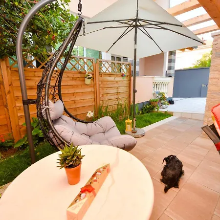 Apartment Katarina By Interhome Ζαντάρ