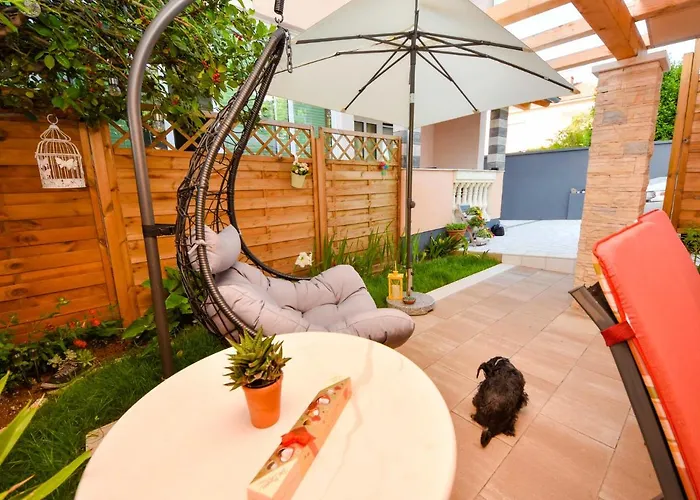 Katarina By Interhome זאדאר